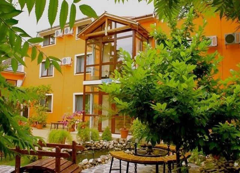 Hotel Cardinal Satu Mare Bagian luar foto