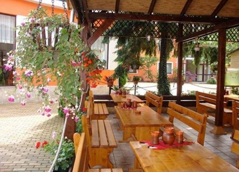 Hotel Cardinal Satu Mare Bagian luar foto